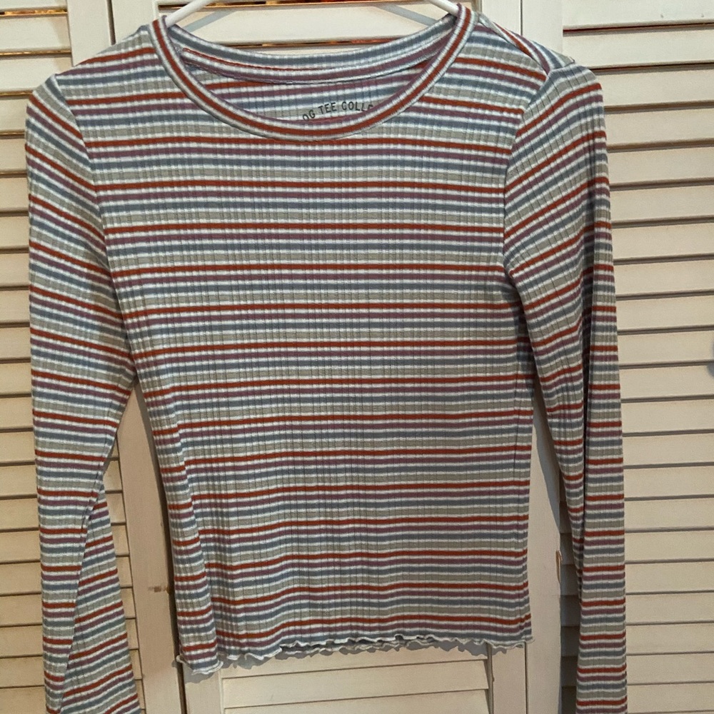 Long sleeve strip shirt